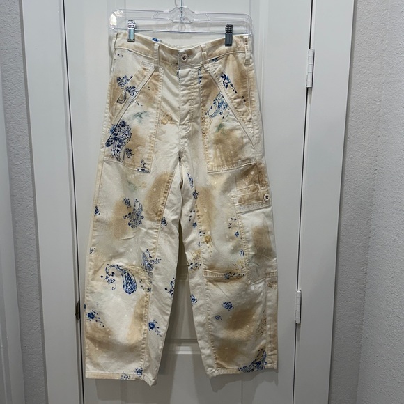Pilcro Pants - Anthropologie Pilcro Cream Pants with Blue Floral Accent
